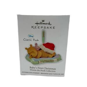 Hallmark Keepsake 2011 Winnie the Pooh Baby’s First Christmas Ornament